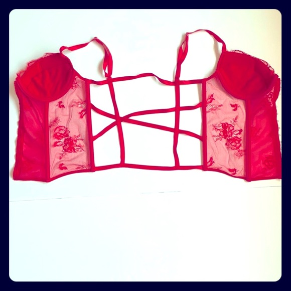 Made in Italy 🇮🇹 Red Lace Bustier - Picture 5 of 5